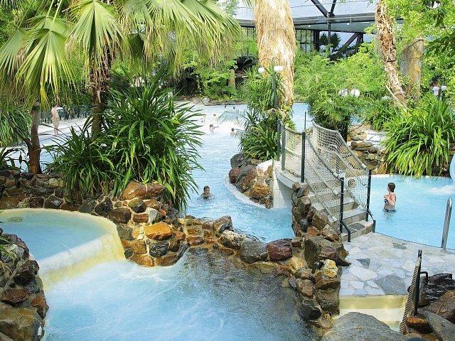 Vakantiepark in Nederland met subtropisch zwembad