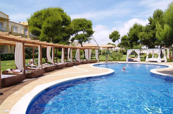 Adults only zwembad in Mallorca