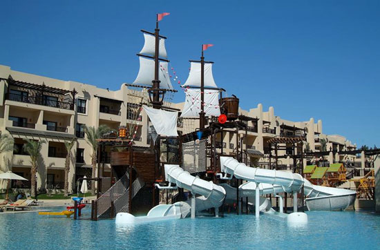 Hotel Egypte met zwembad met glijbanen