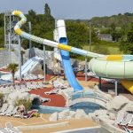 Genieten van veelzijdig vakantiepark in Frankrijk met groot aquapark en golfslagbad