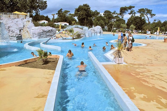 Camping Bretagne met groot zwembad