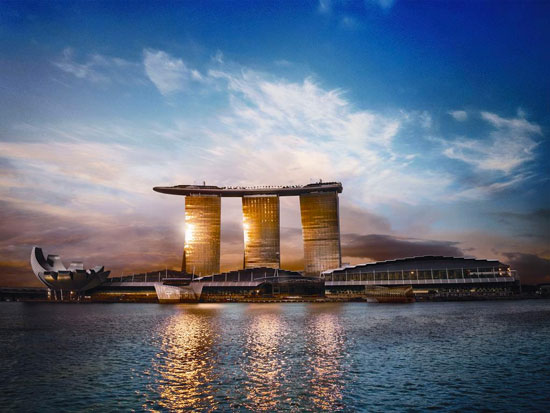 Grootste overloopzwembad ter wereld in Singapore