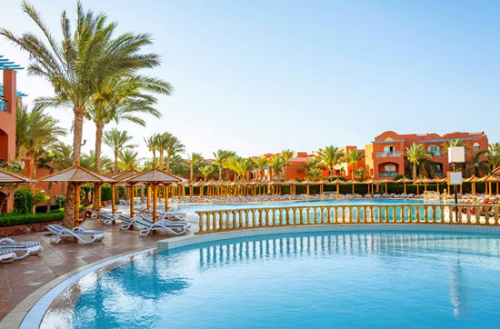 Luxe hotel in Egypte met groot zwembad
