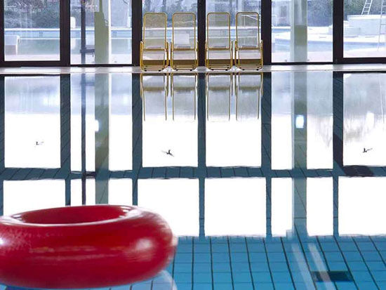 Hotel Duitsland met groot buitenzwembad