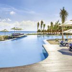 Tropische vakantie vanuit resort met grote zwembaden in Mexico