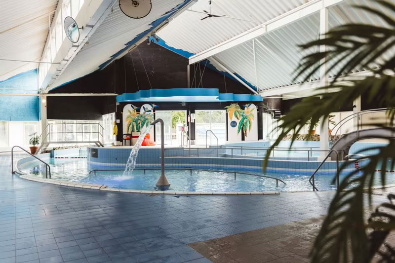 Roompot vakantieparken met groot zwembad