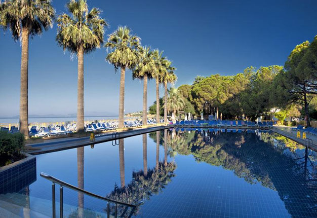Omer Holiday Resort met swim up