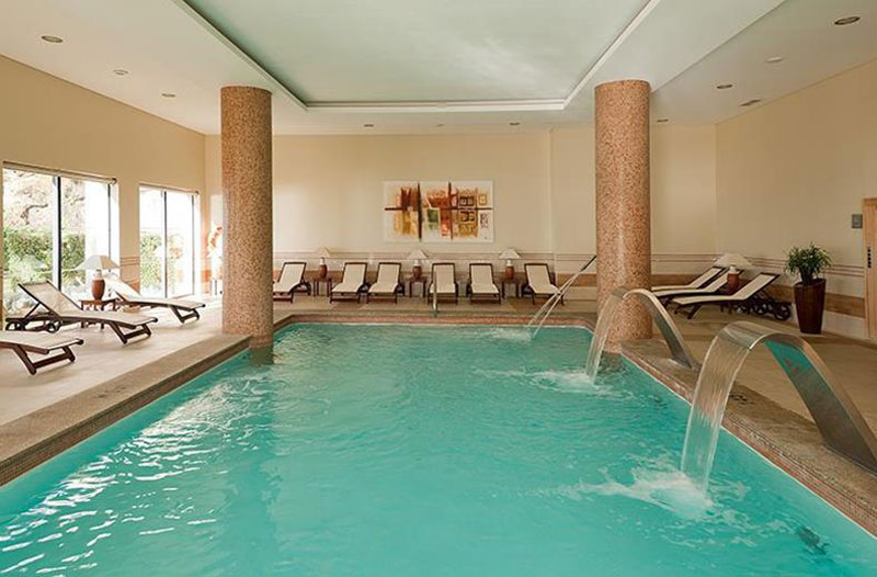 Hotel met zwembad Madeira binnenzwembad