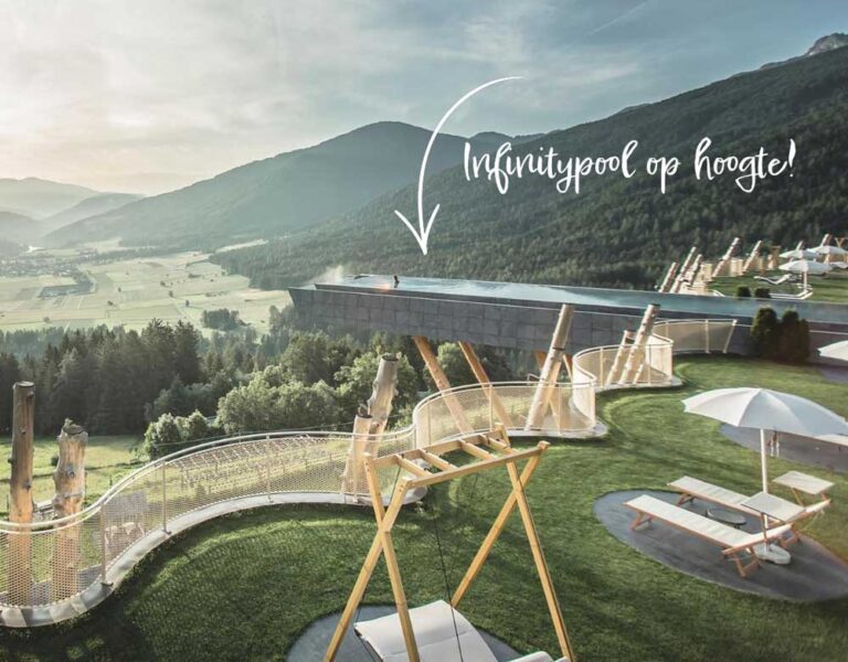 Gaaf hotel met infinity pool in Italië: panoramische uitzichten vanuit Sky Pool