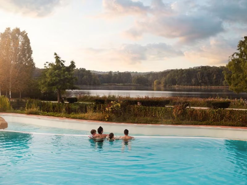 Vakantieparken-Frankrijk-met-zwembad-Le-Lac-d-Ailette