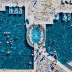 Camping met groot zwembad op Sardinië