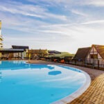 Geniet van een vakantie bij Dormio: fijne vakantieparken met zwembad